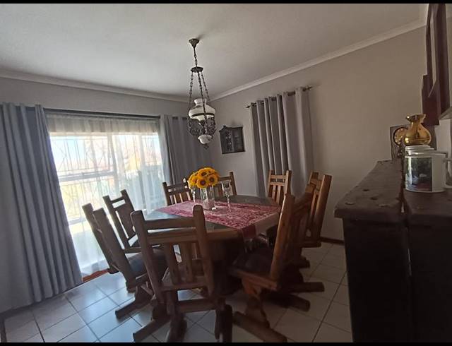 4 BEDROOM HOUSE FOR SALE IN SASOLBURG EXT 11
